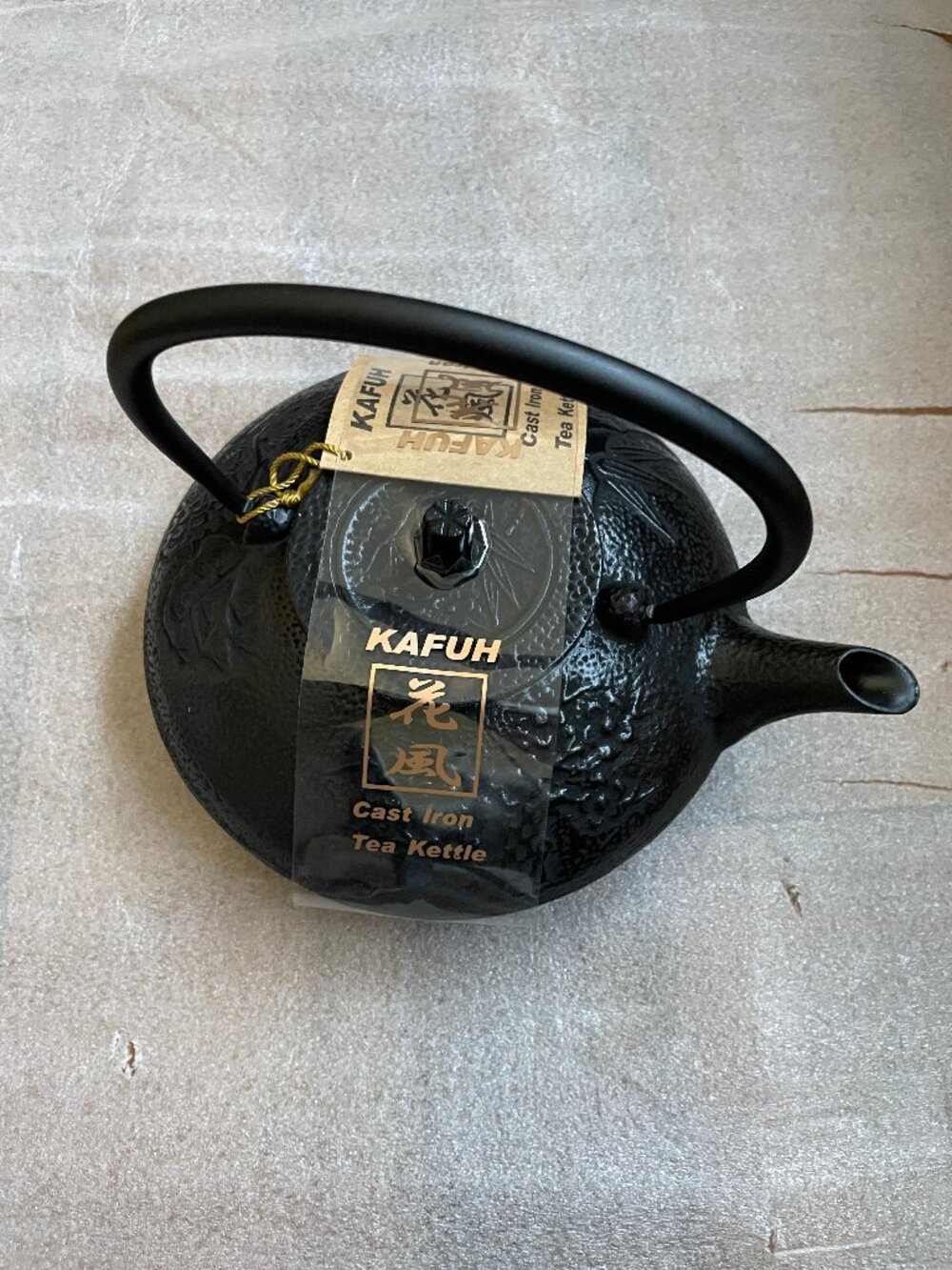 NEW KAFUH Japanese Tetsubin Cast Iron Teapot  Bamboo Design w/strainer, Black